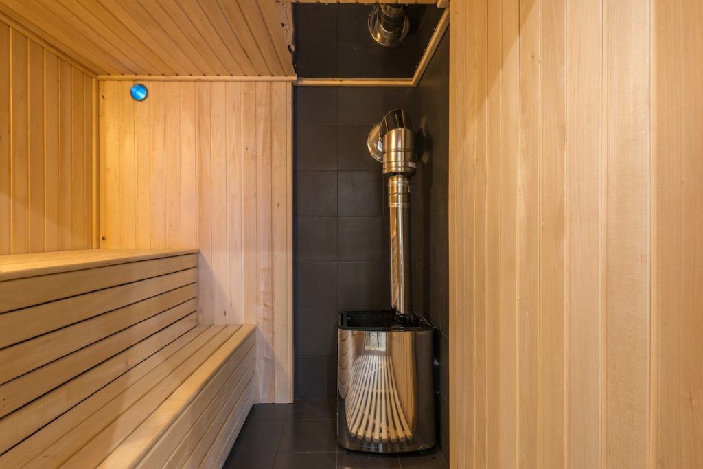Como ter uma sauna em casa